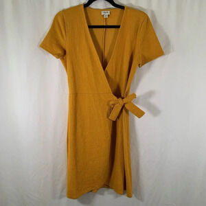 J Crew Knee Length Dress Women's XS Yellow Textured Wrap Tie Front Cotton